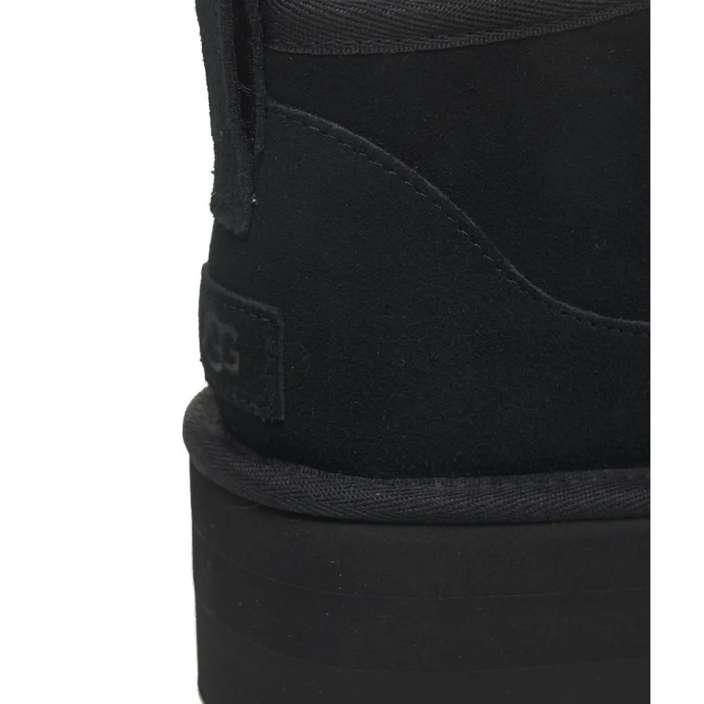 Boots Classic Ultra Mini Platform nero