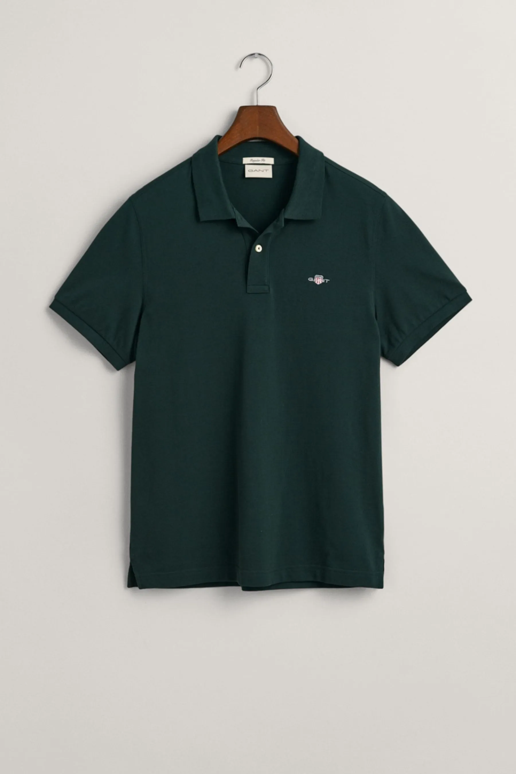 GANT regular  - 100% Cotton Shield Polo Shirt    