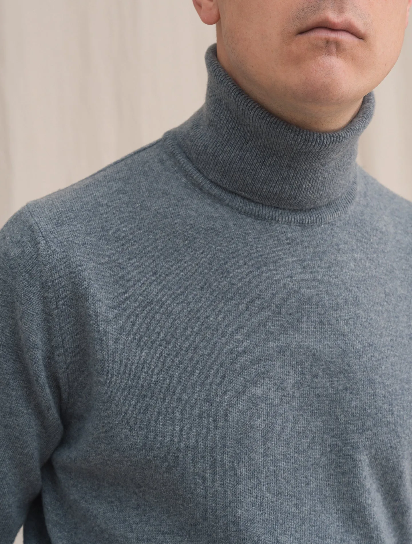 Knitted Rollneck Grey