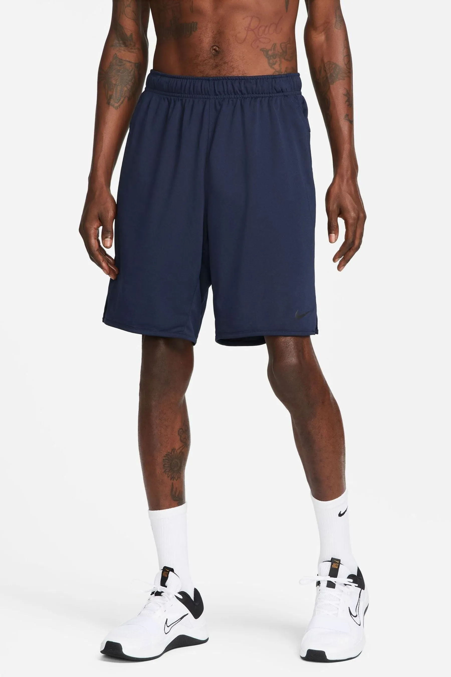 Nike Totality - Shorts versatili Dri-FIT da 9 pollici