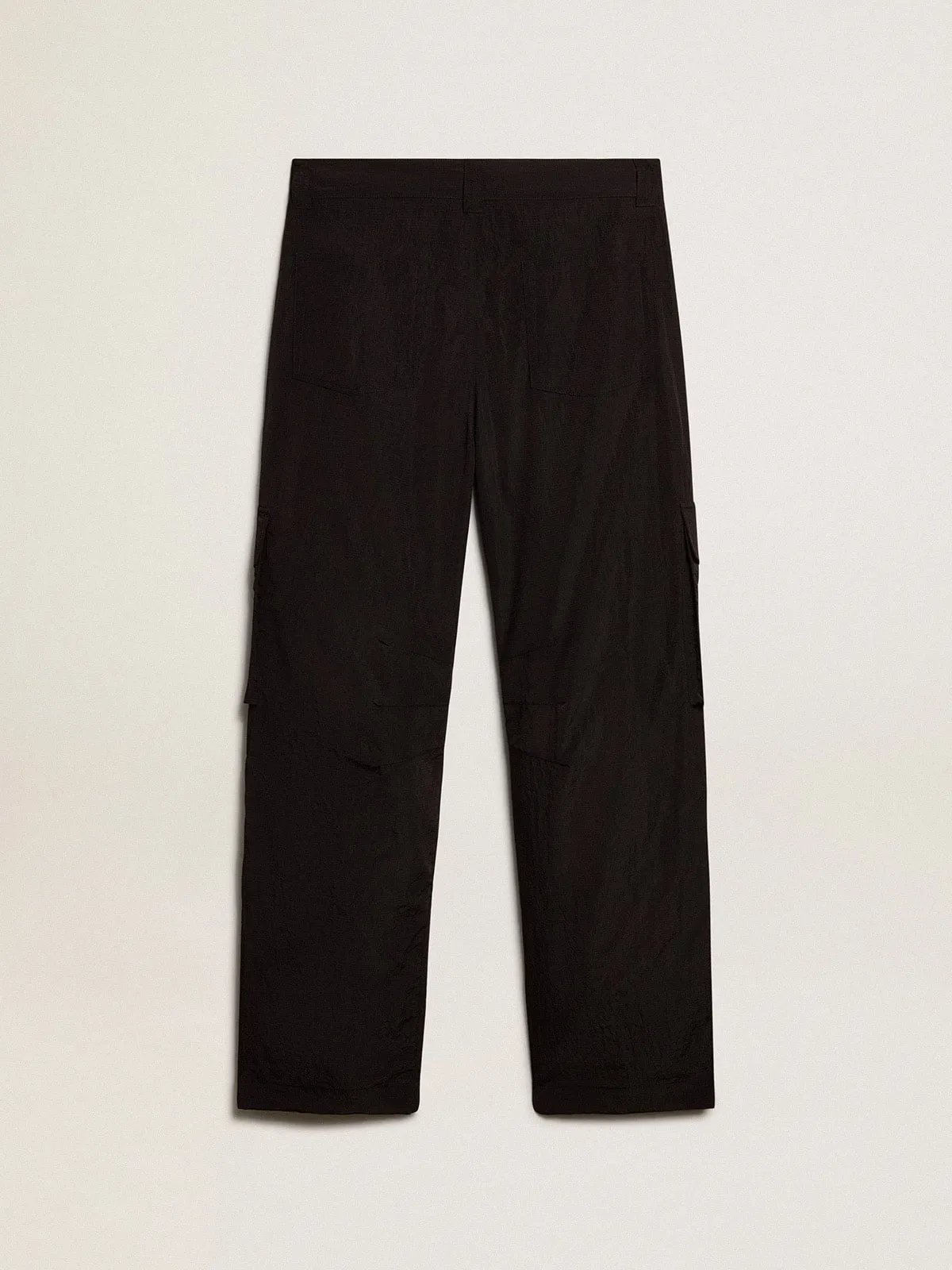 Pantalone cargo in ripstop nylon di colore nero