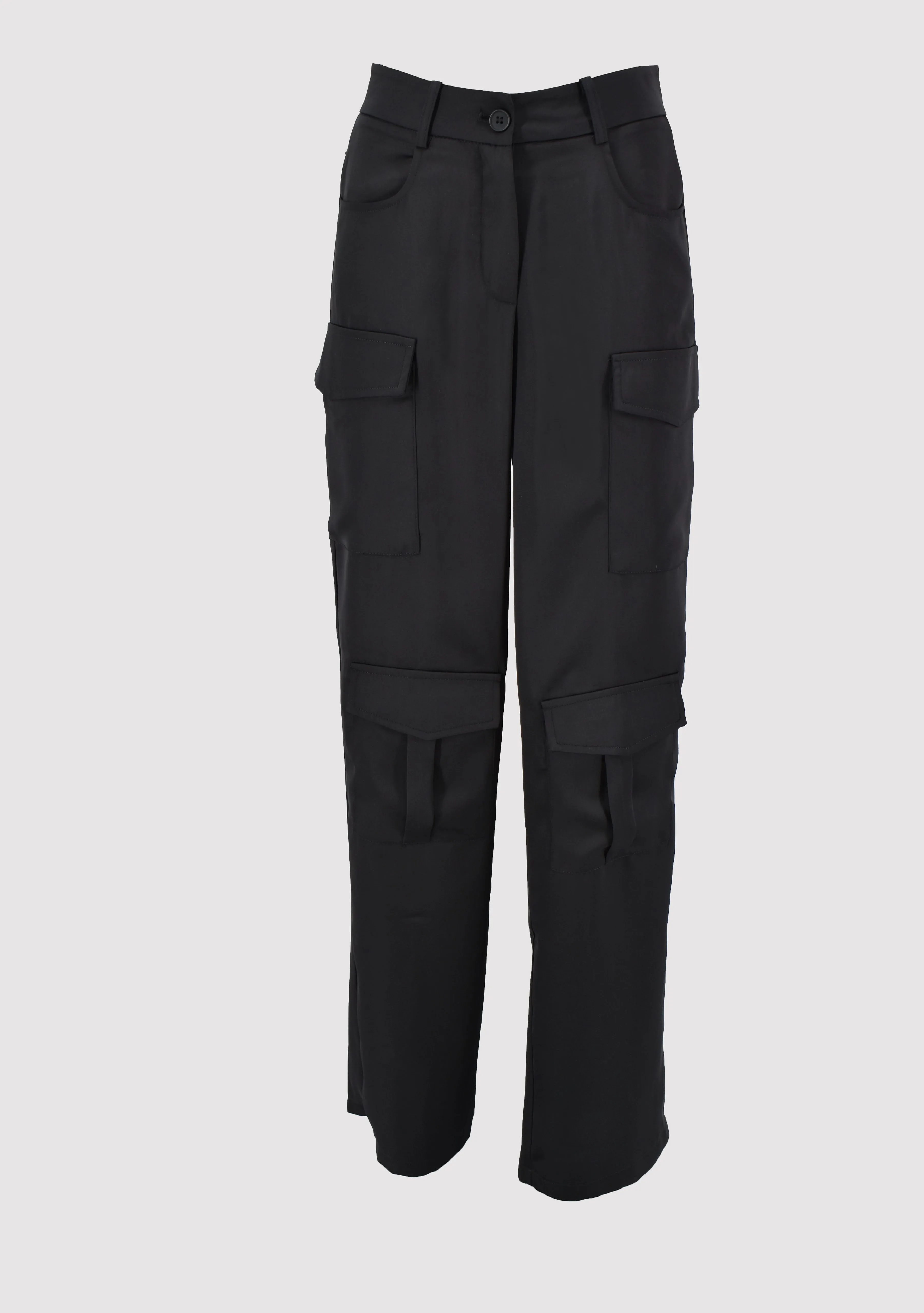 Pantalone COSTRU cargo con  tasconi effetto semi lucido