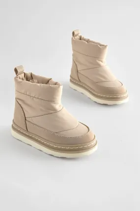 Quilted Warm Lined Water Repellant Boots    