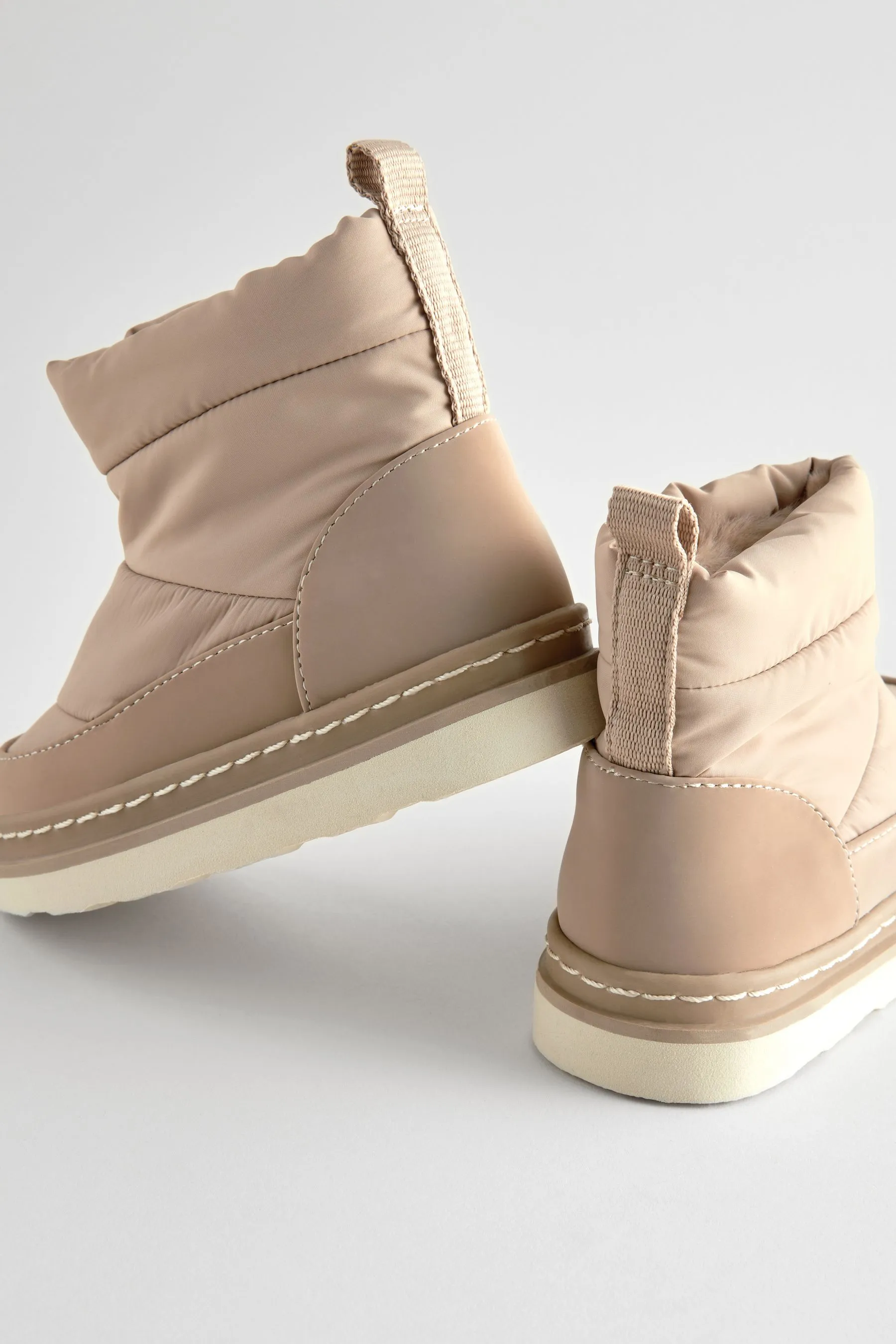 Quilted Warm Lined Water Repellant Boots    