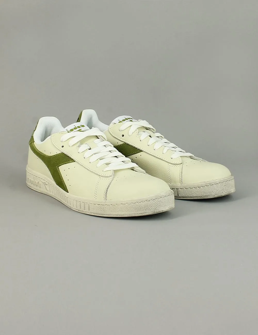 Sneaker Game L Low Waxed Suede Pop Diadora